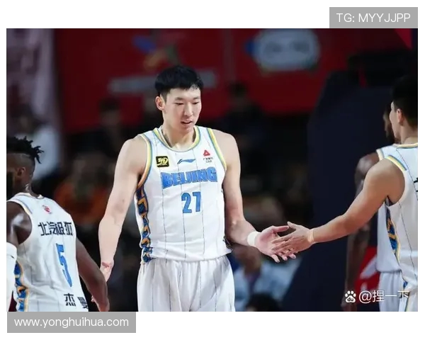 CBA吉林队与浙江队激战正酣比分胶着精彩瞬间回顾 CBA吉林队与浙江队激战正酣比分胶着精彩瞬间回顾