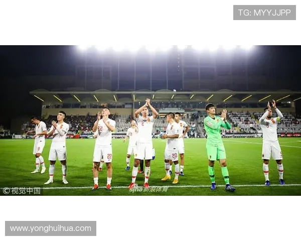 上海飞盘队战术引发热议球迷与专家各执己见探讨争议背后原因